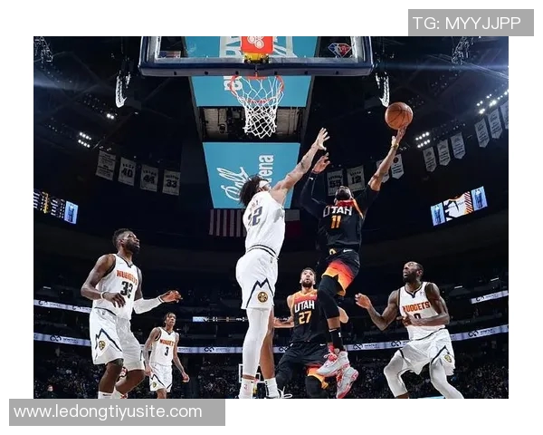 内线巨兽戈贝尔表现出色投篮罚球双双命中助球队争夺胜利